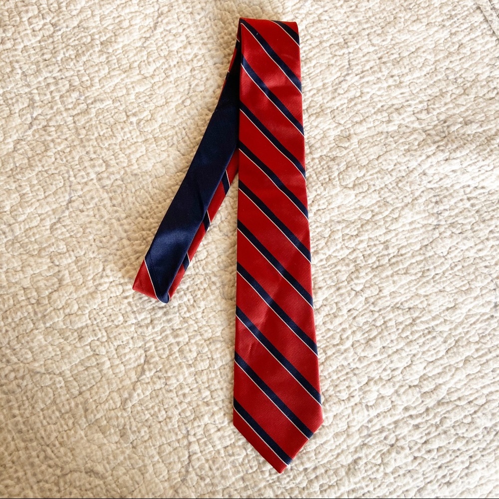 Tommy Hilfiger Classic preppy neck tie 100% silk